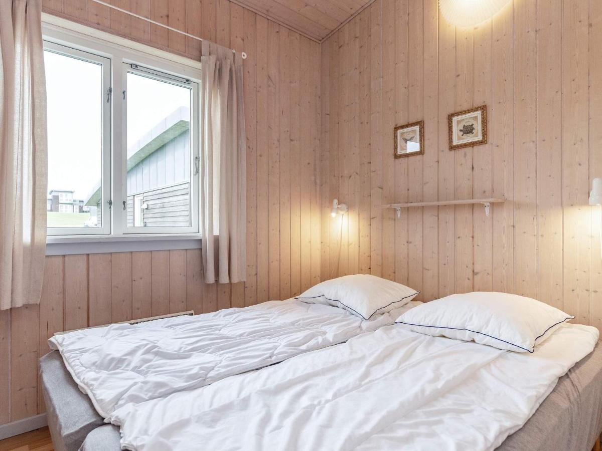 8 Person Holiday Home In Фоборг Екстер'єр фото
